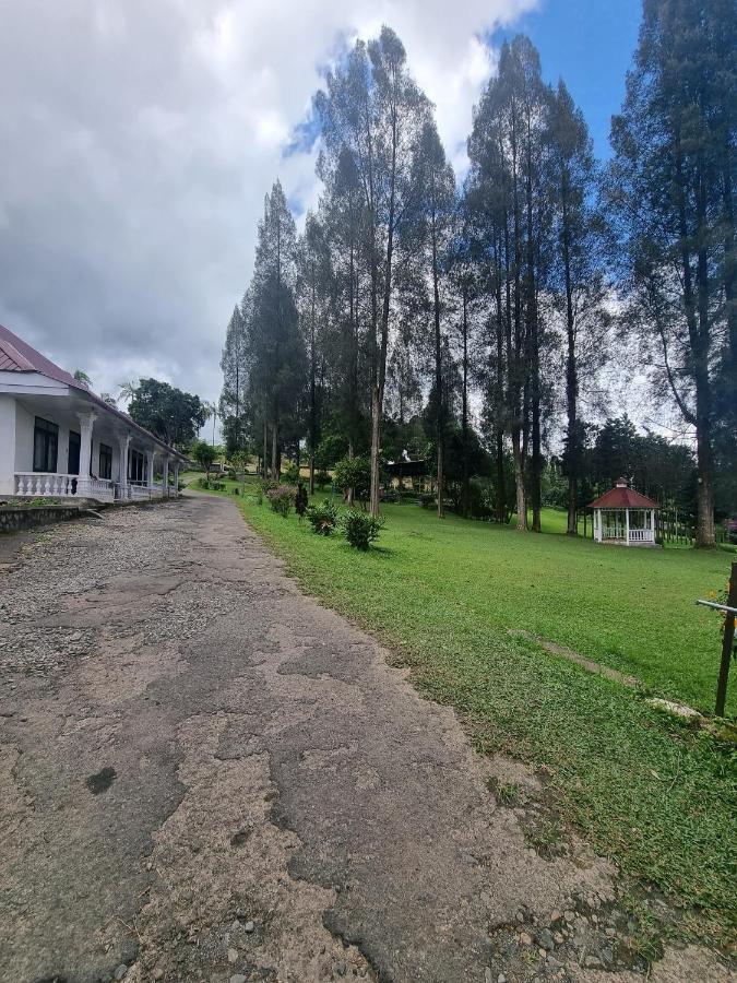 Oyo 93062 Sibayak Multinational Rest House Berastagi Exterior photo
