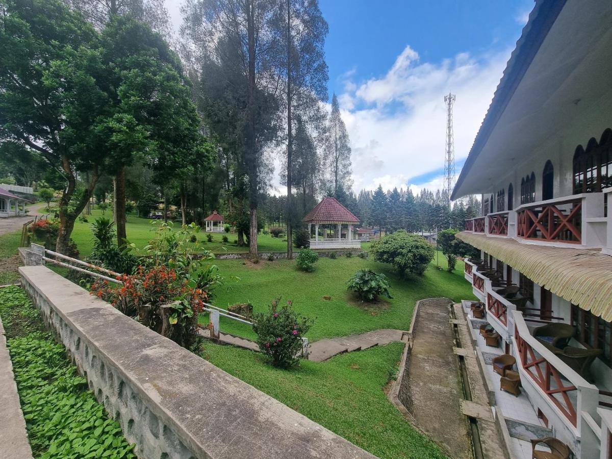 Oyo 93062 Sibayak Multinational Rest House Berastagi Exterior photo